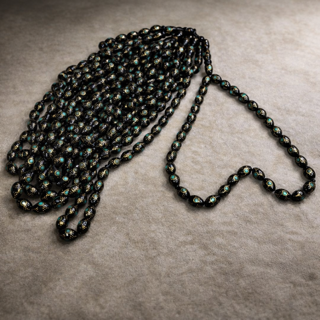 سبحة كوك بيضة حمام 33 خرزة مطعم نحاس و فيروز مقاس 12 مللي - الصورة 2