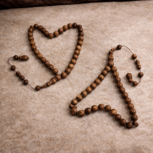 سبحة خشب عش النمل احمر بلية 33 خرزة مقاس 12 مللي