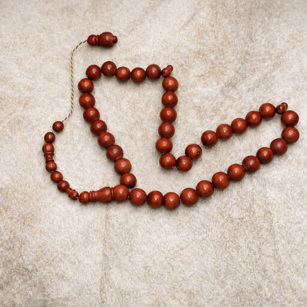 سبحة خشب الورد بلية 45 خرزة مقاس 12 مللي - الصورة 2